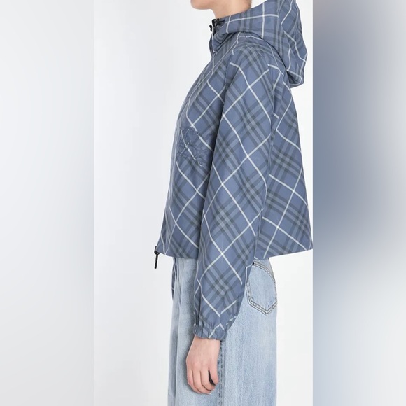 Cropped Reversible Check Jacket - Picture 4 of 16